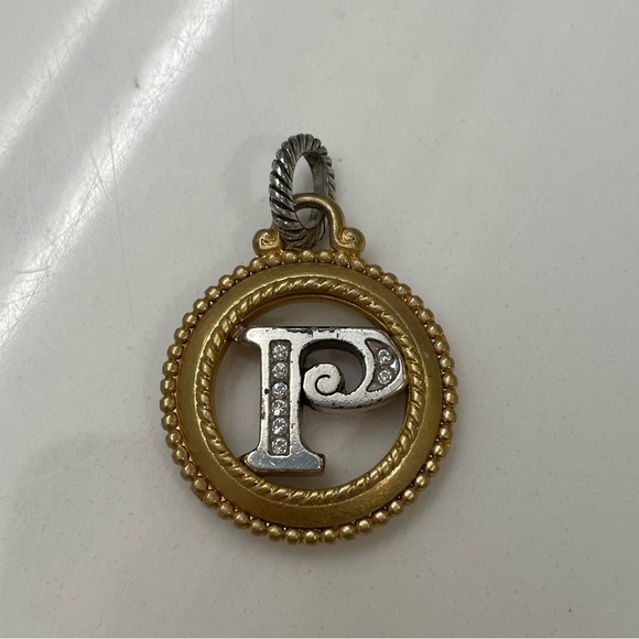 Vintage Brighton “P” Charm - Picture 3 of 4